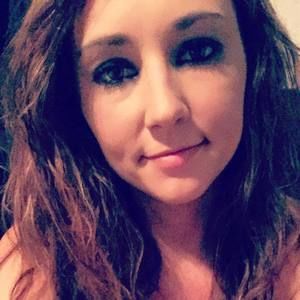 Meet your Posher, Courtnay